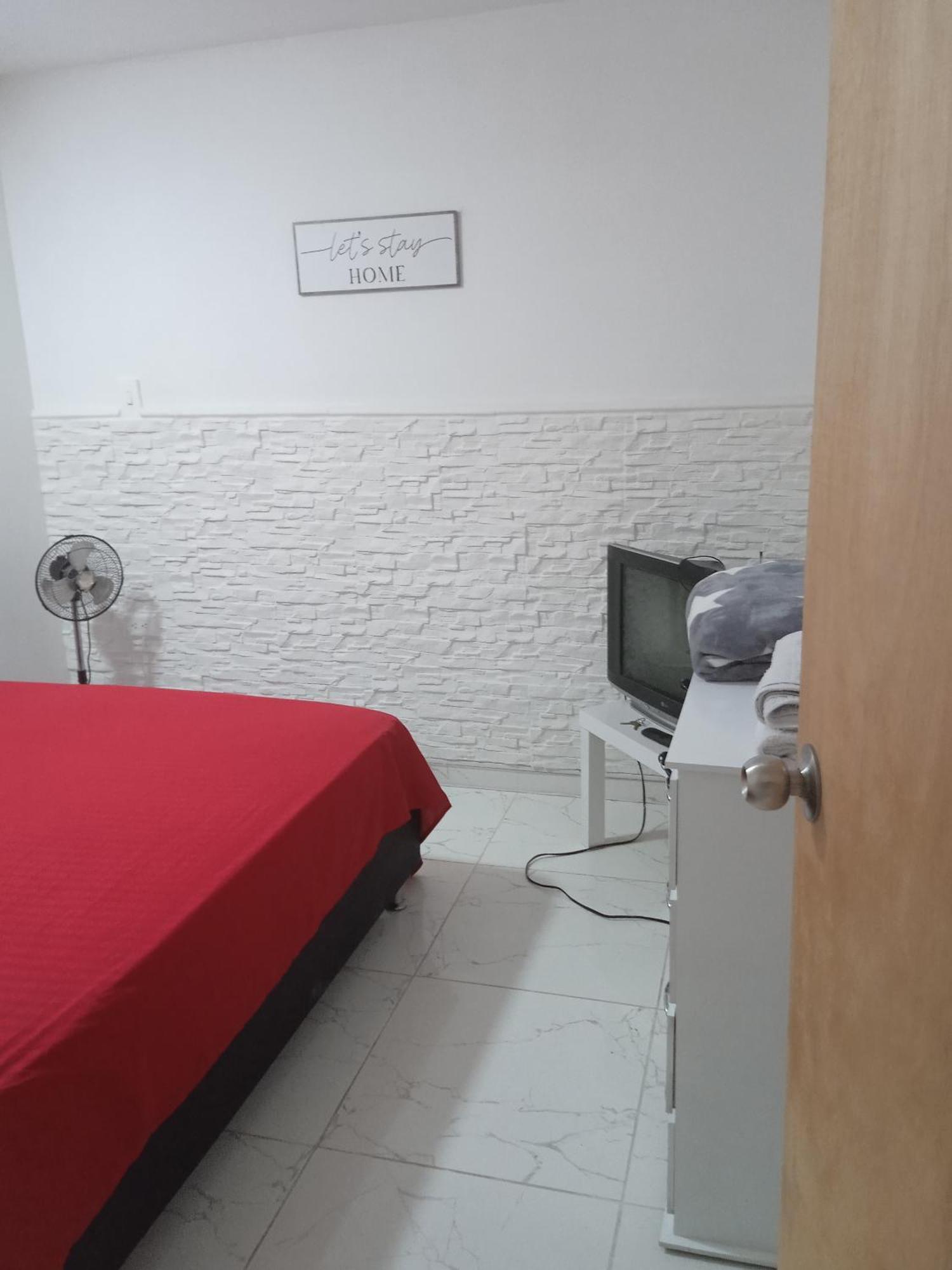 Hostal Campo Amor เมเดยิน ภายนอก รูปภาพ